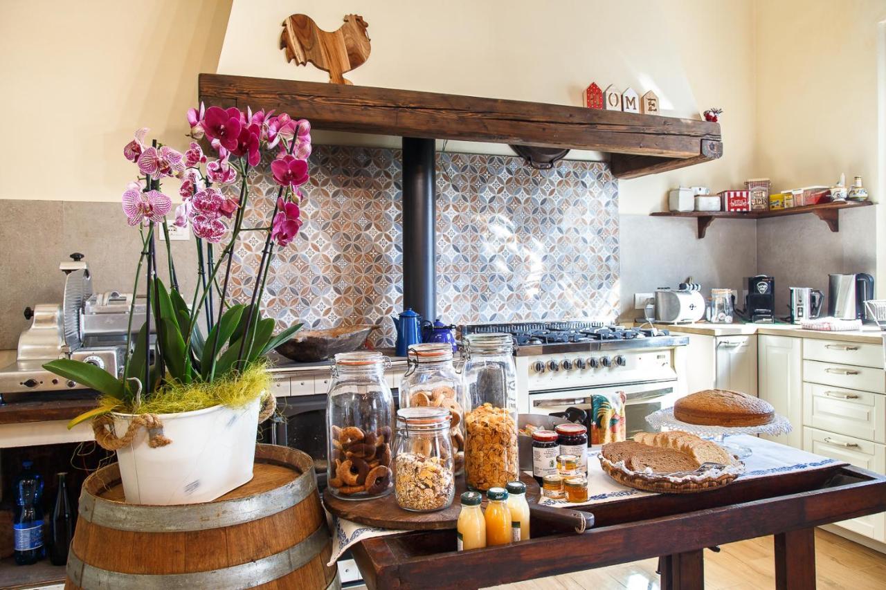 Il Pettirosso Bed & Breakfast SantʼArcangelo di Romagna Екстериор снимка