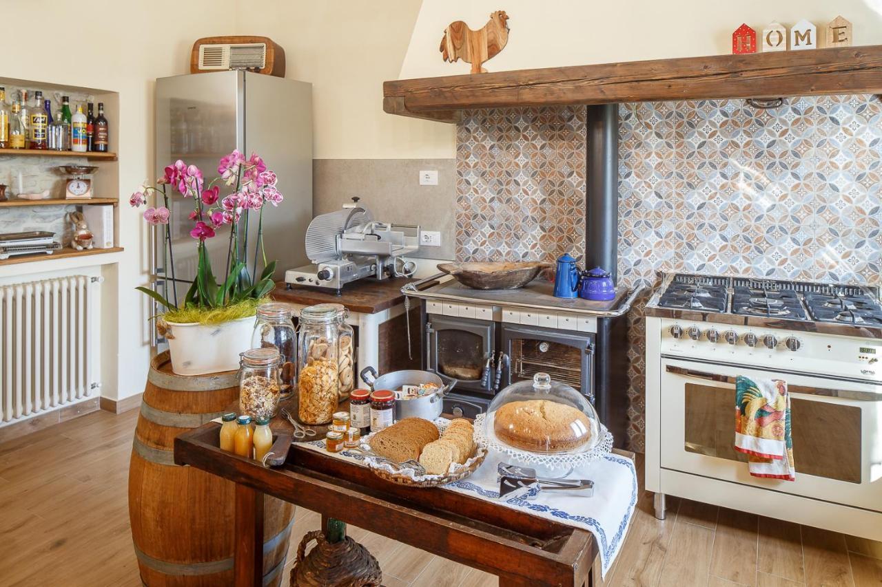 Il Pettirosso Bed & Breakfast SantʼArcangelo di Romagna Екстериор снимка